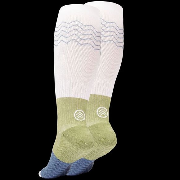 Gripjoy Men's Extended Size Compression Socks with Grips (Pack of 2) - Picture 3 of 4